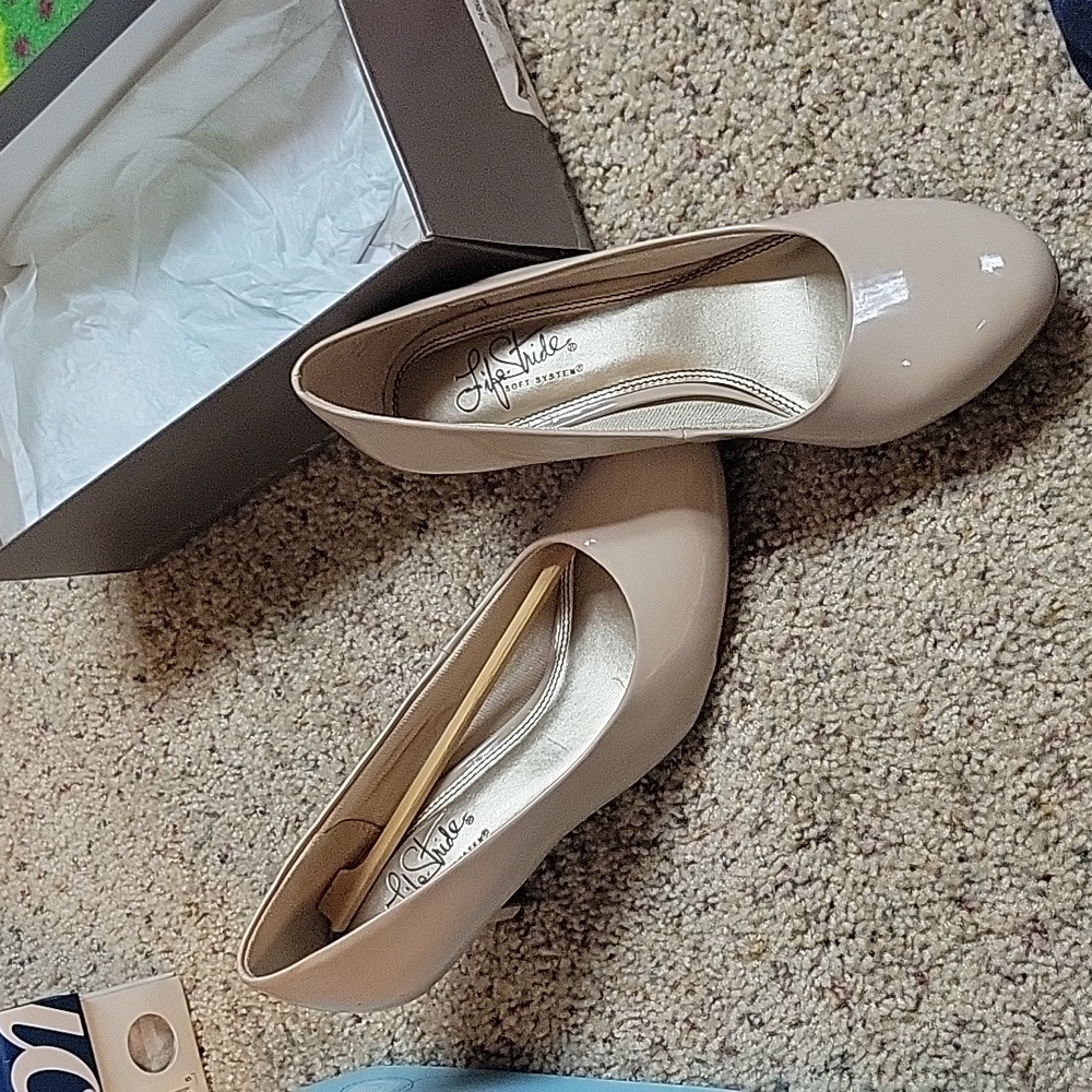 Life stride parigi heel in taupe